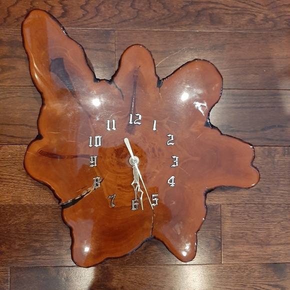 Vintage Other - 70s wood slab clock